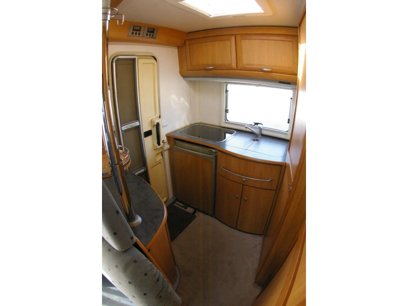 Hymer B klasse 544 L Asiento, Banco largo, 90600km foto: 11