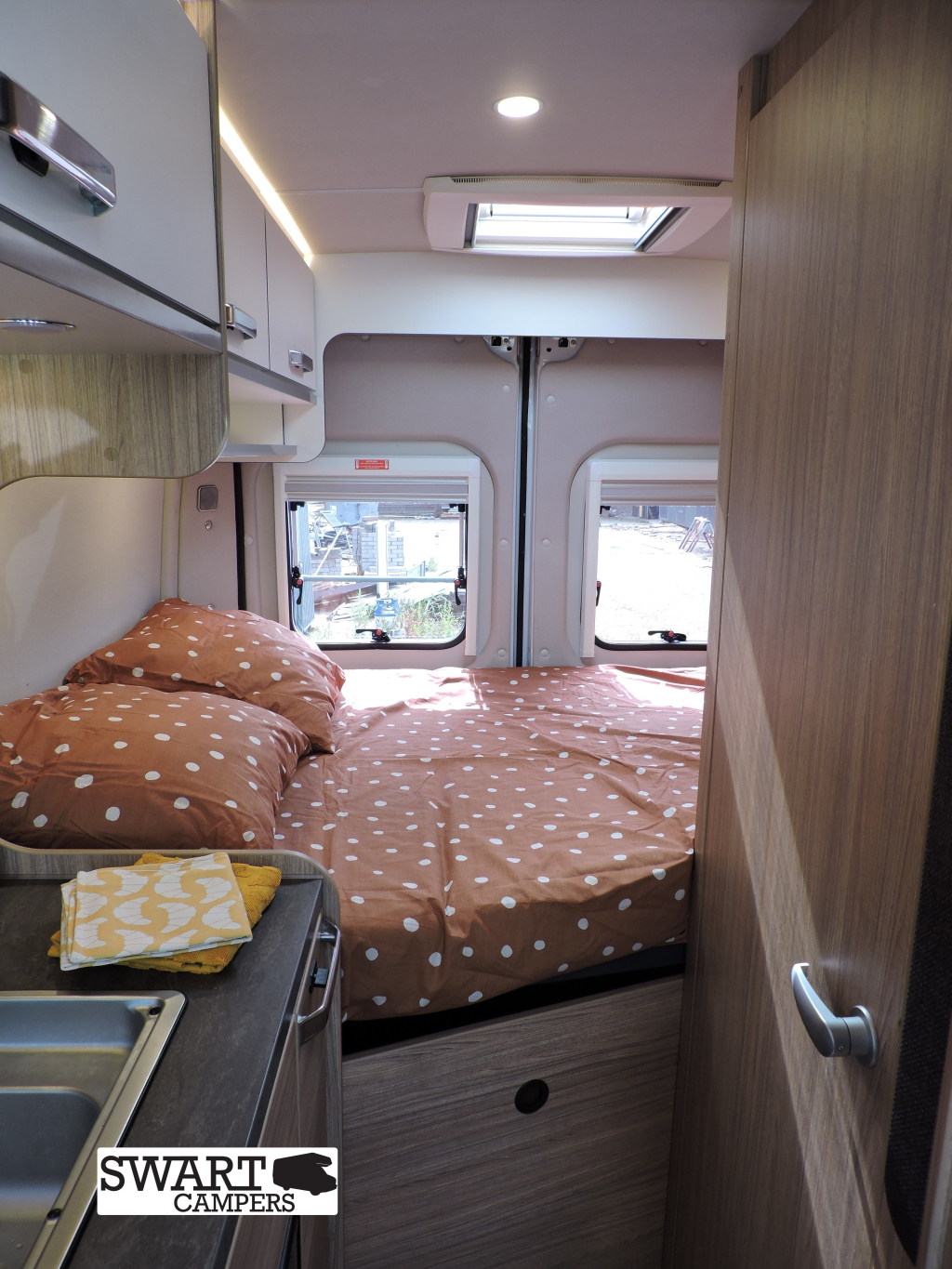 Weinsberg CaraBus 540 MQ, Dwarsbed Automaat foto: 16