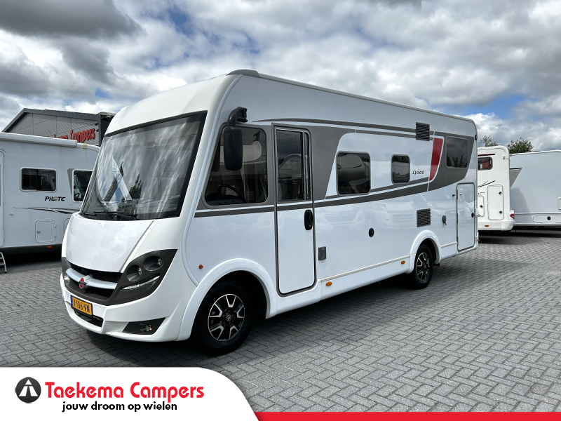 B&uuml;rstner Lyseo Time I 690 G Single beds/Automatic!