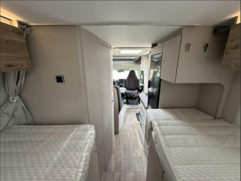Hymer Exsis-T 580 PURE 2-APARTE BEDDEN-AUTOMAAT  foto: 5