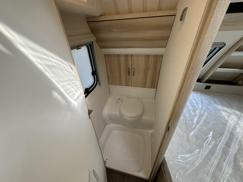 Hobby De Luxe 540 KMFE Stapelbed!  foto: 9