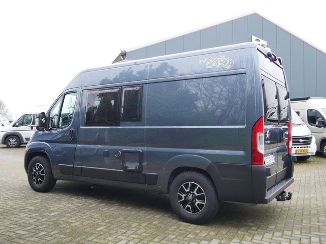 RoadCar (Pössl Groep) R540, Compacte 5.40 Meter Buscamper foto: 22