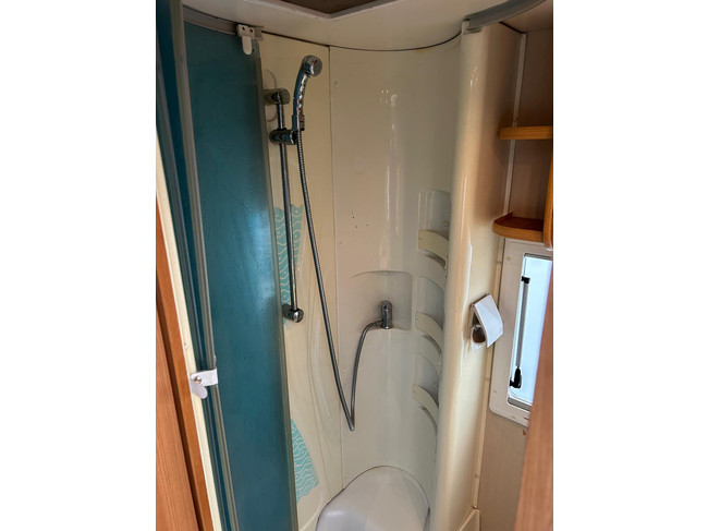 Chausson WELCOME 95 Fiat Ducato 2.3 130 CV Autocaravana semi-integral! foto: 3