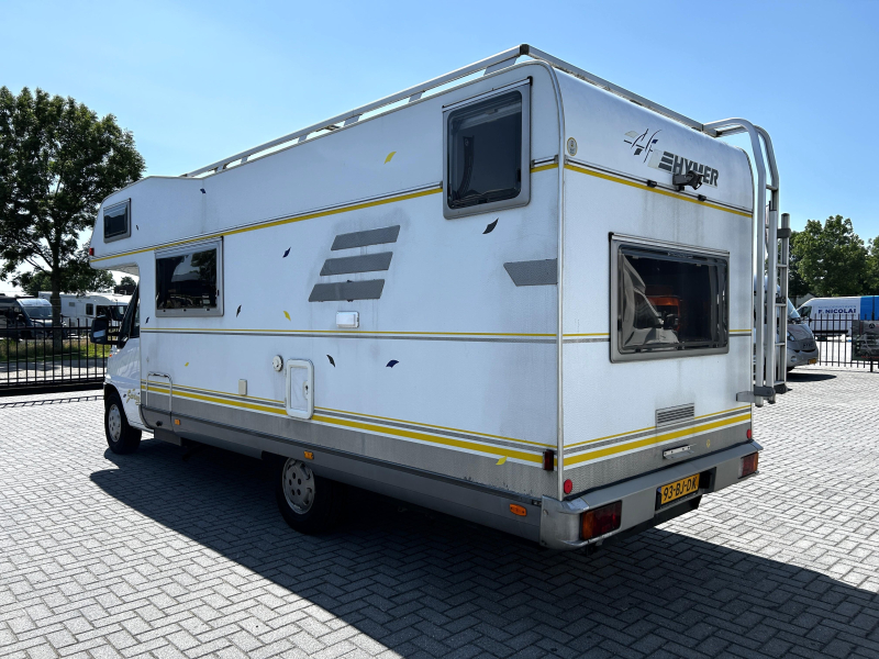 Hymer Swing 684 Stapelbed/INRUILKOOPJE!  foto: 3