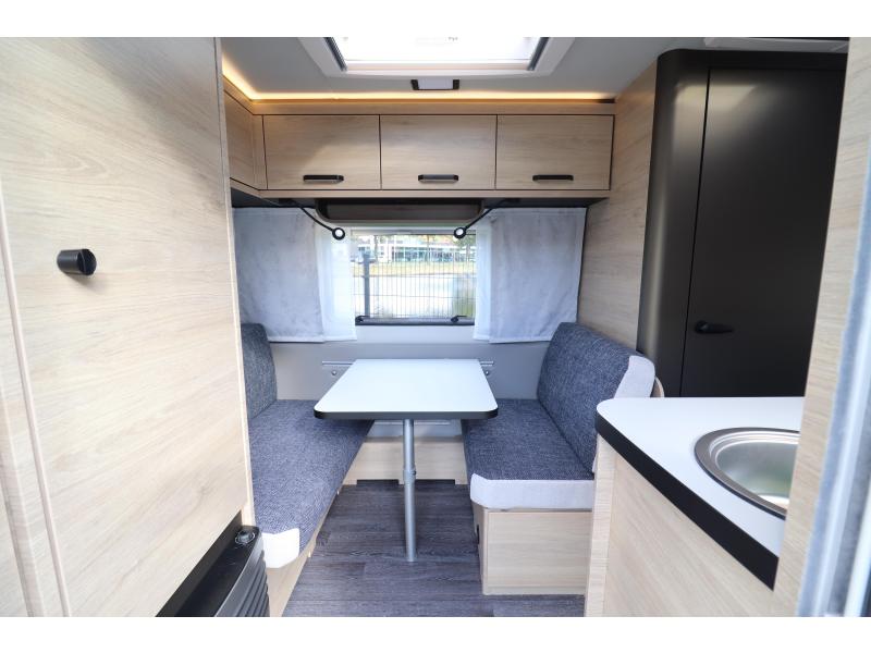 Weinsberg CaraOne 420 QD Model 2026 Dwars Bed 887  foto: 6