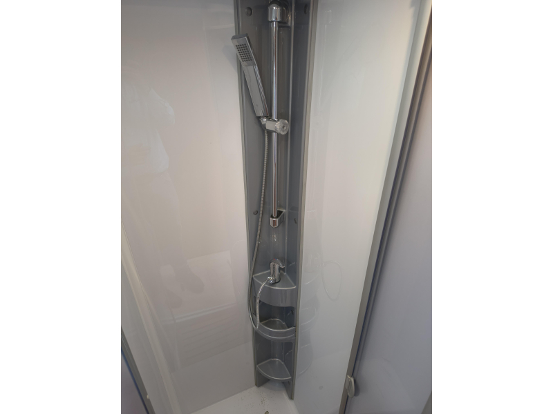 Dethleffs Trend T 7057 EB -9 traps automaat-hefbed  foto: 12