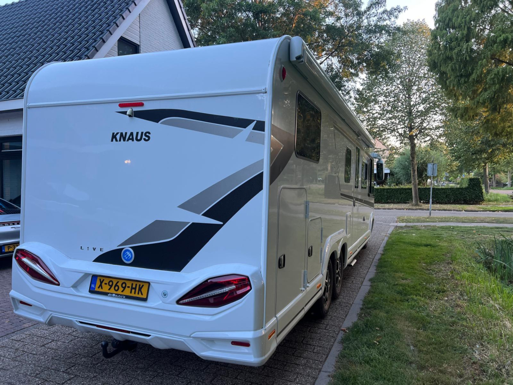 KNAUS R12 foto: 5