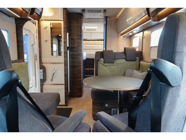 Laika EcoVip H 4109 9-Speed ​​Automatic | E&P Level System | Roof air conditioning | Lithium | 4-person photo: 4