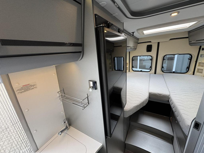 Adria Twin 640 SLX Enkele bedden 6.40m foto: 15