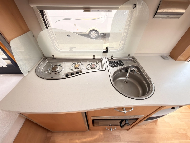 Knaus Sudwind 420 QD Aire acondicionado+portabicicletas+mover foto: 13