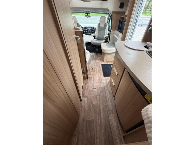 Knaus 650 Meg Sun Ti Automatik Einzelbetten Maxxfan Flacher Boden Foto: 20