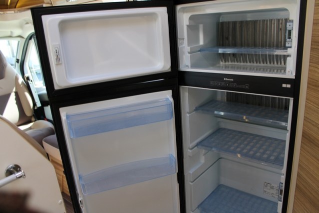 Robust Adria Matrix M 670 SK AUTOMATIC 5 belted seats Queen bed + pull-down bed (71 photo: 41