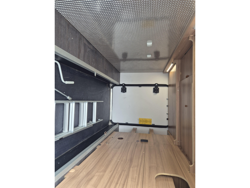Adria Matrix M 670 SL 160 PS L&auml;ngsbetten Foto: 19