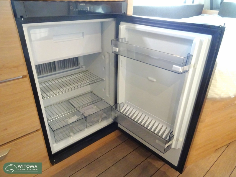 Knaus Sudwind Black Selection 450 FU Witoma 50 jaar aanbieding  foto: 8
