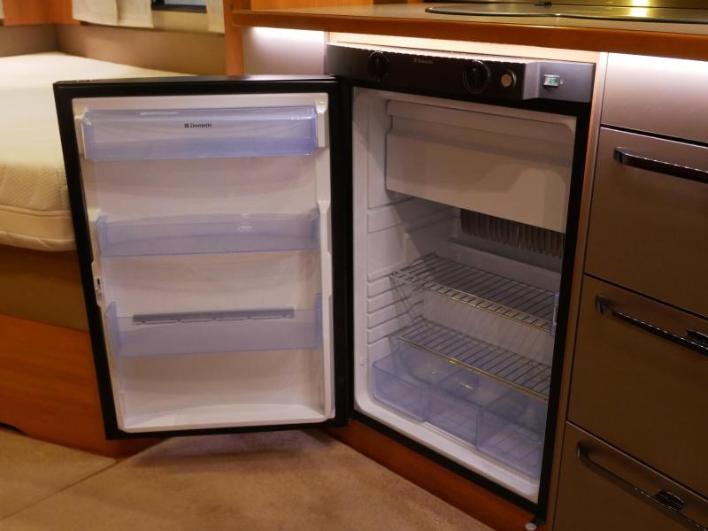 Eriba Nova GL 465 Incl. mover en luifel  foto: 9