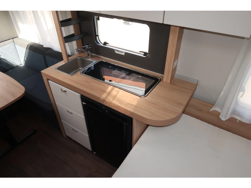 Knaus Sport 450 FU ZGAN, 5 MAANDEN OUD  foto: 5