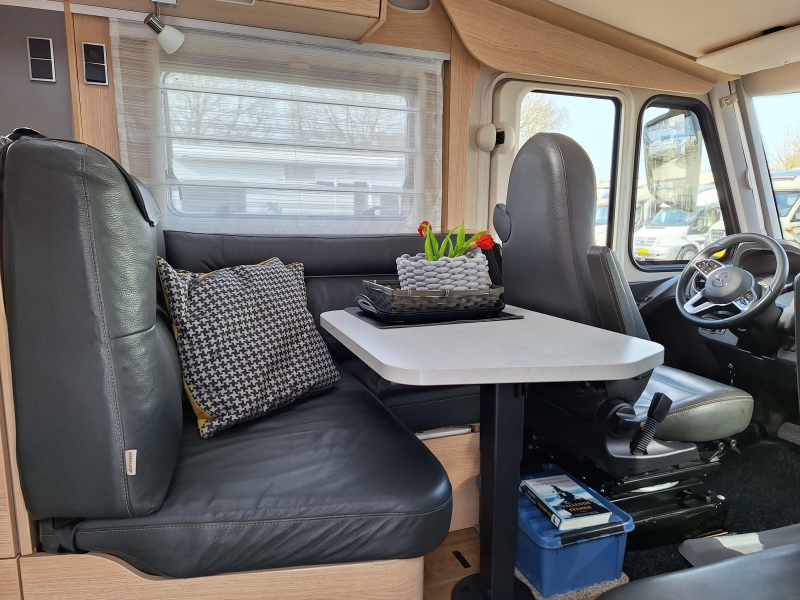 Hymer BMC-I 680 -5 PERSONAS-FULL OPTIONS foto: 10