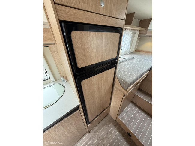 Sunlight T66 Single beds! Automatic! photo: 9
