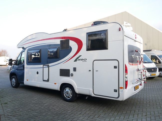 Bürstner Ixeo Time 710 IT, Dwarsbed, Hefbed, XL Garage foto: 22