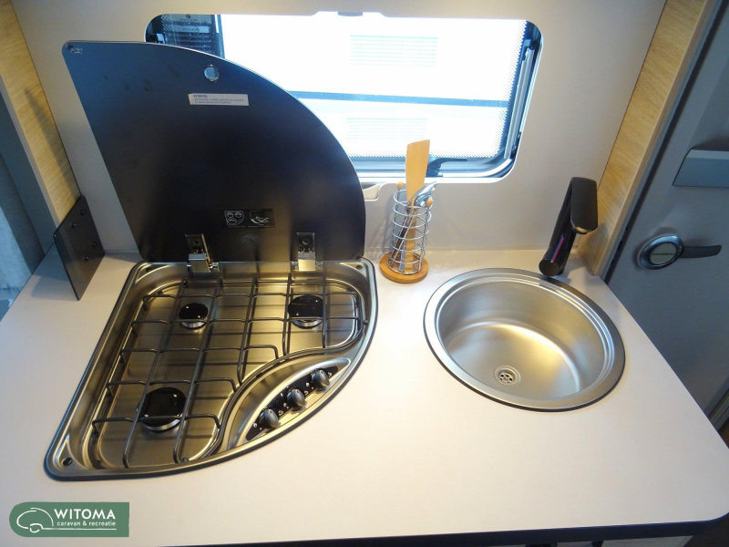 Weinsberg CaraOne Edition HOT 390 Klein en compact  foto: 11