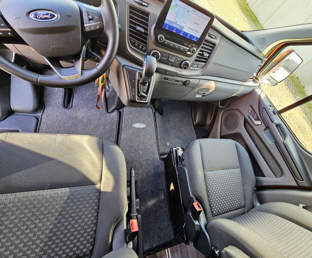 Ford Nugget Westfalia photo: 9