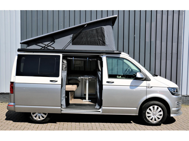 Volkswagen Transporter Kombi 2.0 TDI L1H1 4 Schlafpl&auml;tze | Tempomat | Neues Interieur | drehbarer Vordersitz | Insektenschutzgitter | K&uuml;hlschrank / Gefrierfach | Foto: 5