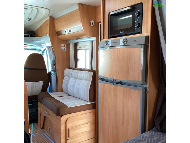 Adria Coral S 680ST foto: 8