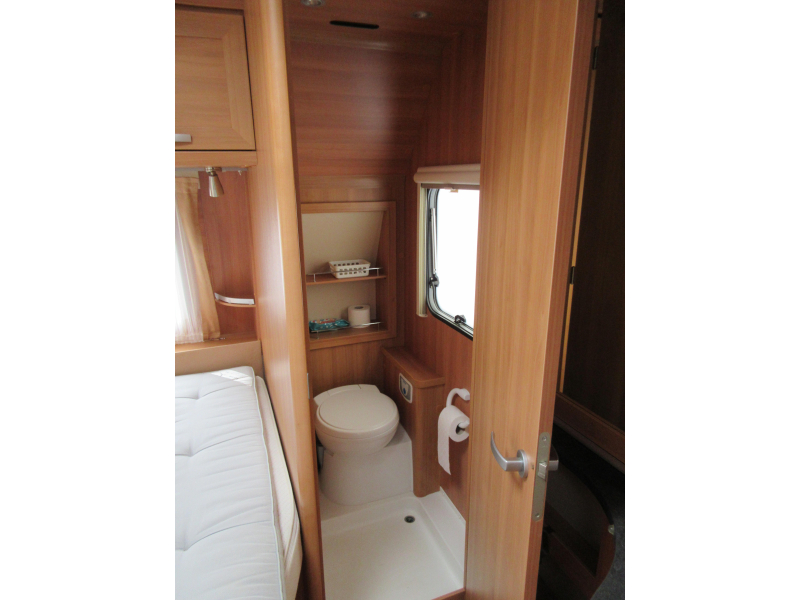 Eriba Sporting Jive 465 MOVER LUIFEL DEELTENT foto: 12