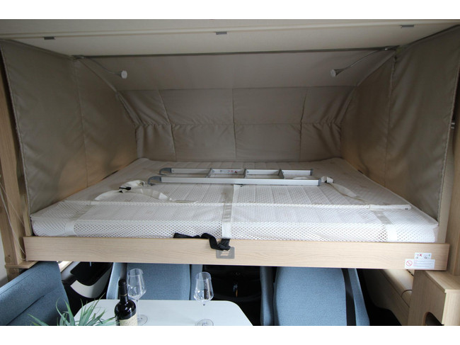 Hymer BMC-I 580 Drop-down bed | Solar | Bicycle rack | Automatic | Drop-down bed | Solar | Bicycle rack | 9-speed Auto photo: 21