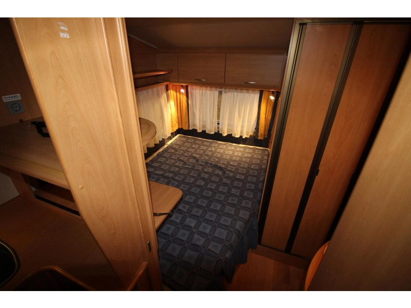 Knaus Sudwind 450 TUF Voortent, Fietsenrek,  foto: 8