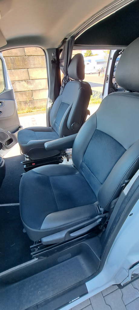 Opel Vivaro L2H2 foto: 4
