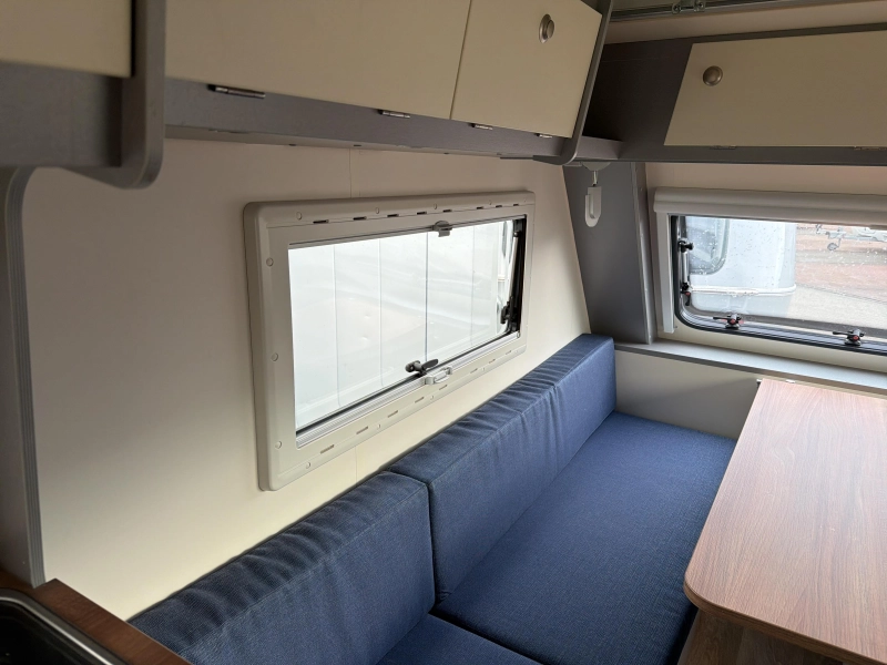Kip Kompakt Travel 37 KK Voortent, mover 2x luik  foto: 4