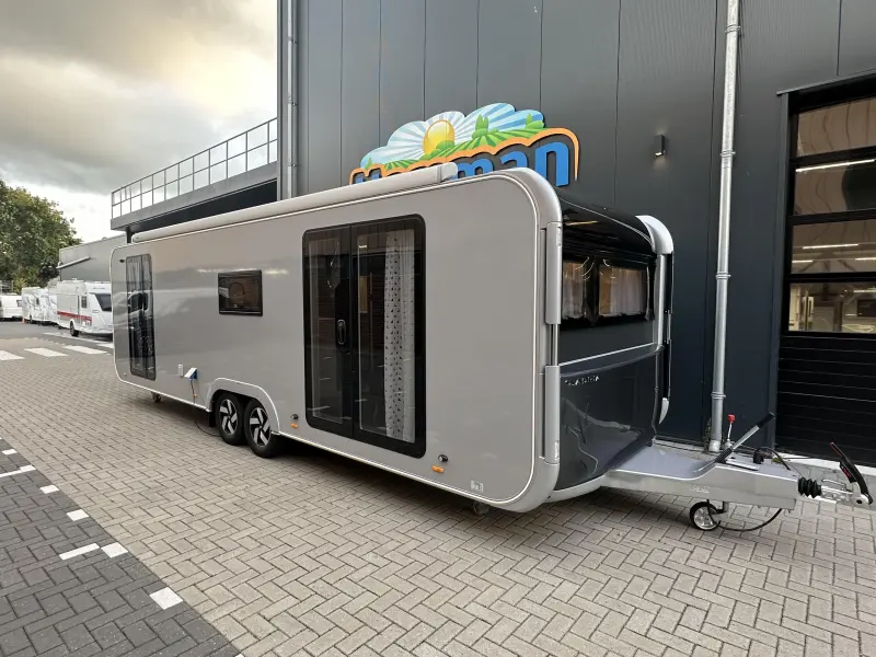 Adria Astella 754 DP Exclusief in Nederland  foto: 2