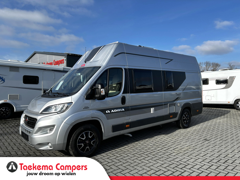 Adria Twin 640 SHX Dwarsbed/unieke indeling  foto: 0