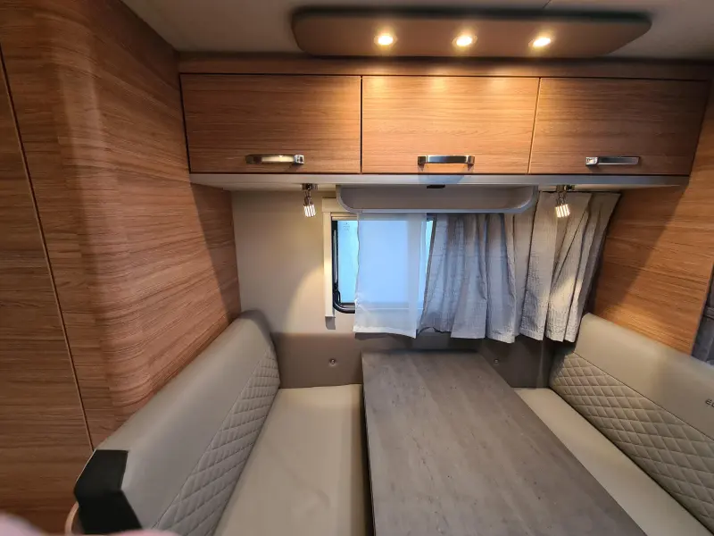 Weinsberg CaraOne Edition HOT 480 QDK 2025, 3 Stapelbedden!  foto: 9