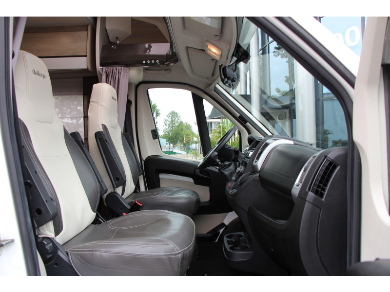 Challenger Graphite 387 GA Lits jumeaux + Lit pavillon photo : 10