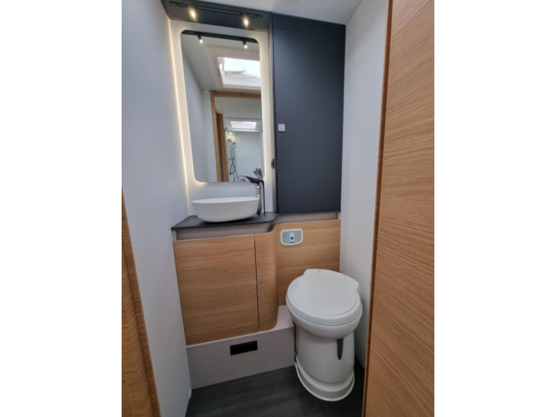 Adria Coral 670 DL 60 Years Edition photo: 17
