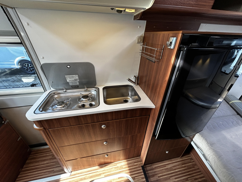 Adria Twin 640 SHX Dwarsbed/unieke indeling  foto: 15