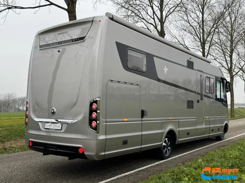 Niesmann+Bischoff Flair 650 B Lengte bedden/ Vol opties  foto: 1