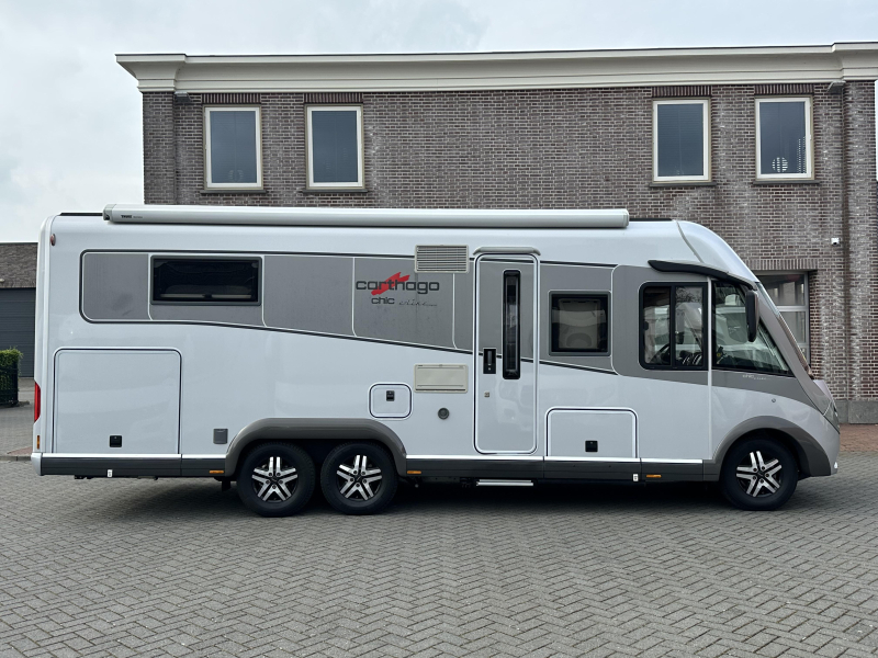Carthago Chic E-line 51 QB Oberschr&auml;nke, ALDE Foto: 1