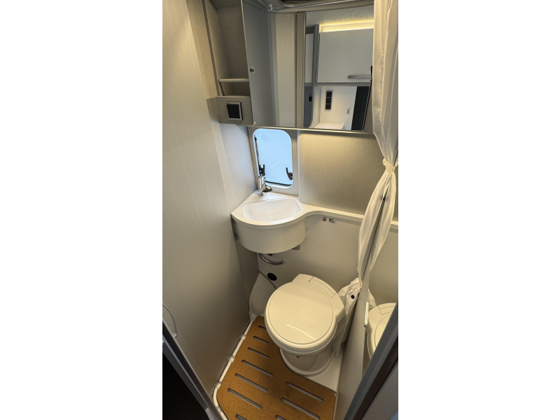 Hymer Free 540 Blue Evolution - Autom&aacute;tico foto: 13