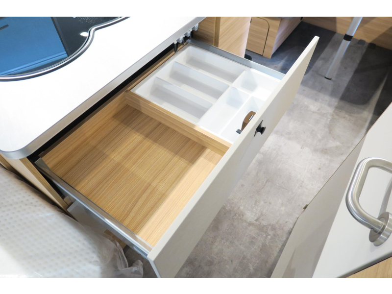 Dethleffs Summer Edition 460 EL AIRCO+VLOERVERWARMING photo: 10