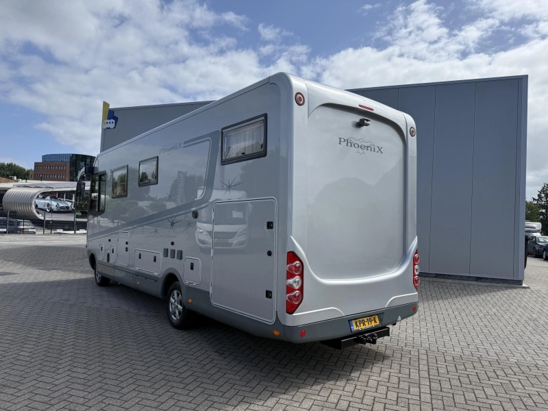 Phoenix Liner 8000 G Full options photo: 1