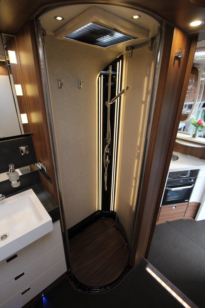 Carthago Chic E-line i 64 XL Q photo : 13