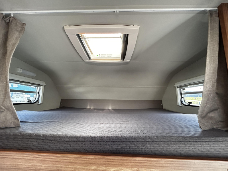 Weinsberg CaraHome Ruime alkoof/Euro-6/6.5m  foto: 11