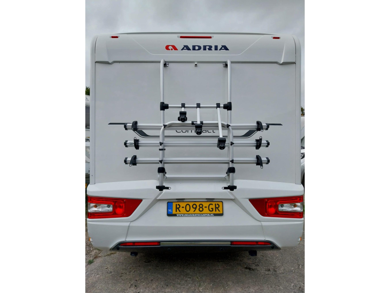 &iexcl;Adria Compact SL longitud 660 con solar! foto: 22