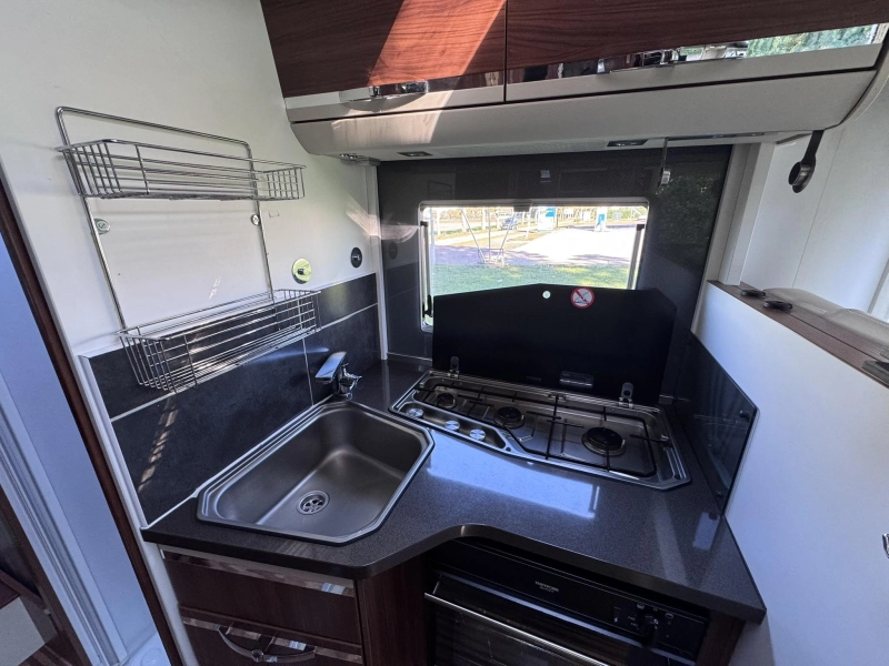 Adria Matrix M 670 SL Foto: 14