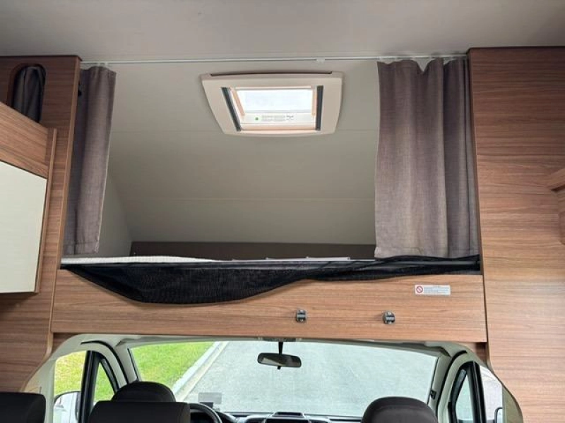 Weinsberg CaraHome 600 DKG 6 personas | ex-alquiler foto: 6