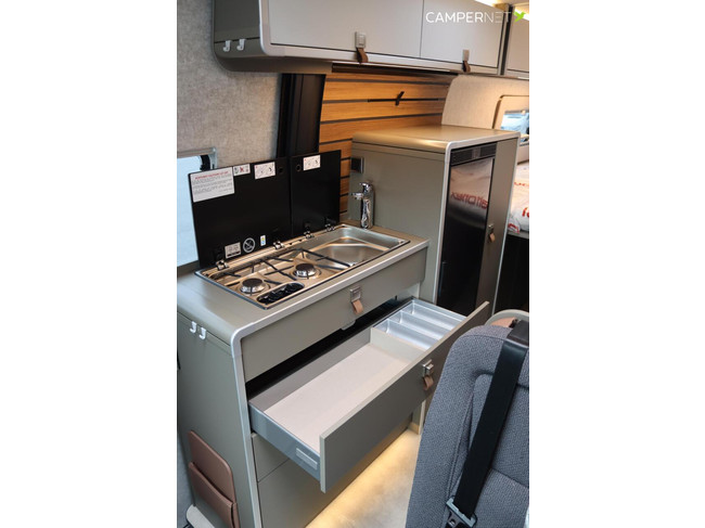 Hymer Grand Canyon S 700 190 PS Automatik 4x4 | Premium-Paket | L&auml;ngsbetten | Lithium | Markise | 6.97m | Dieselheizung | Sitzheizung Foto: 12
