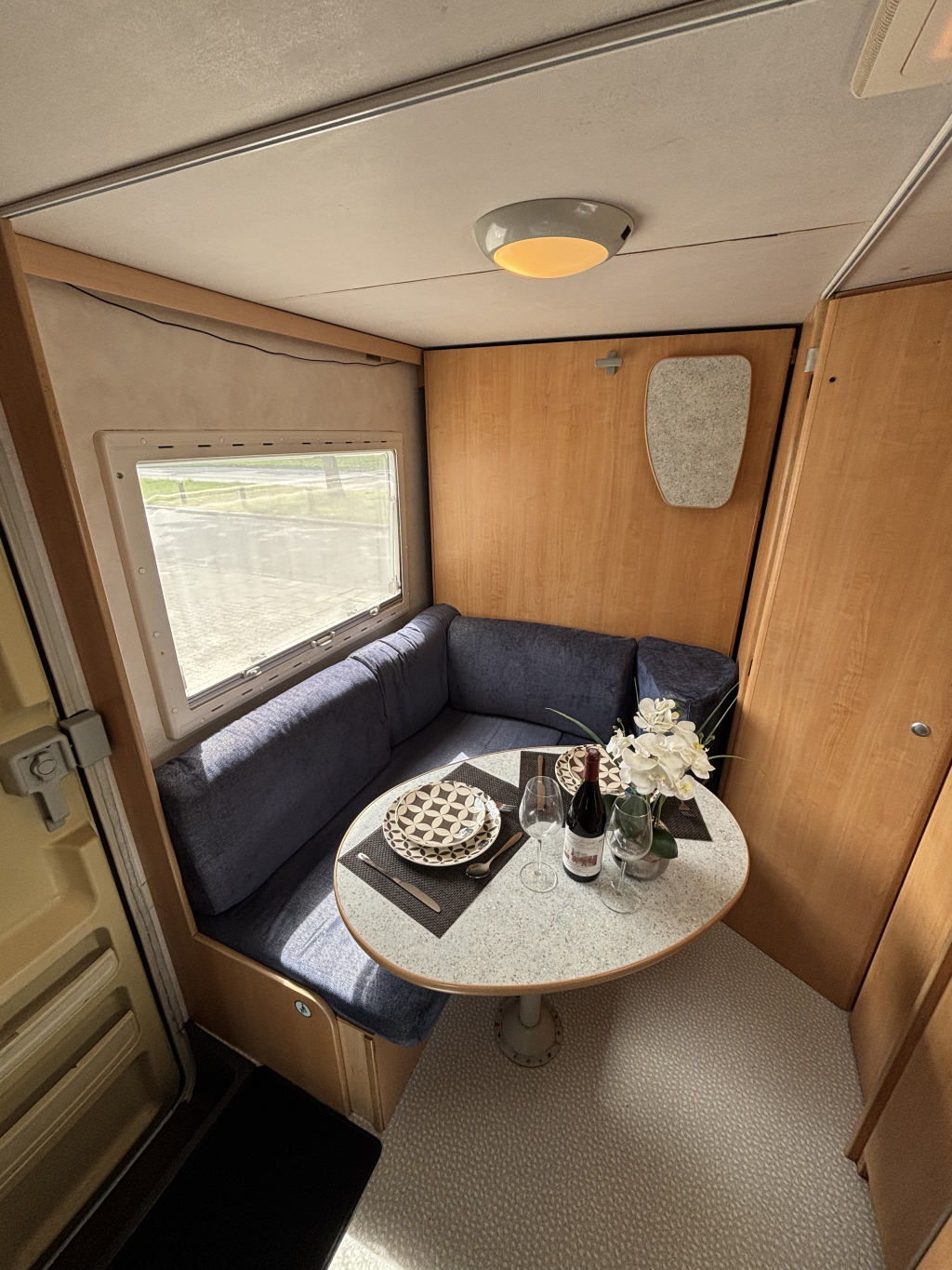 Chausson Welcome 50 5.40m COMPACT! ROUND SEATING + FOLD-DOWN BED photo: 1